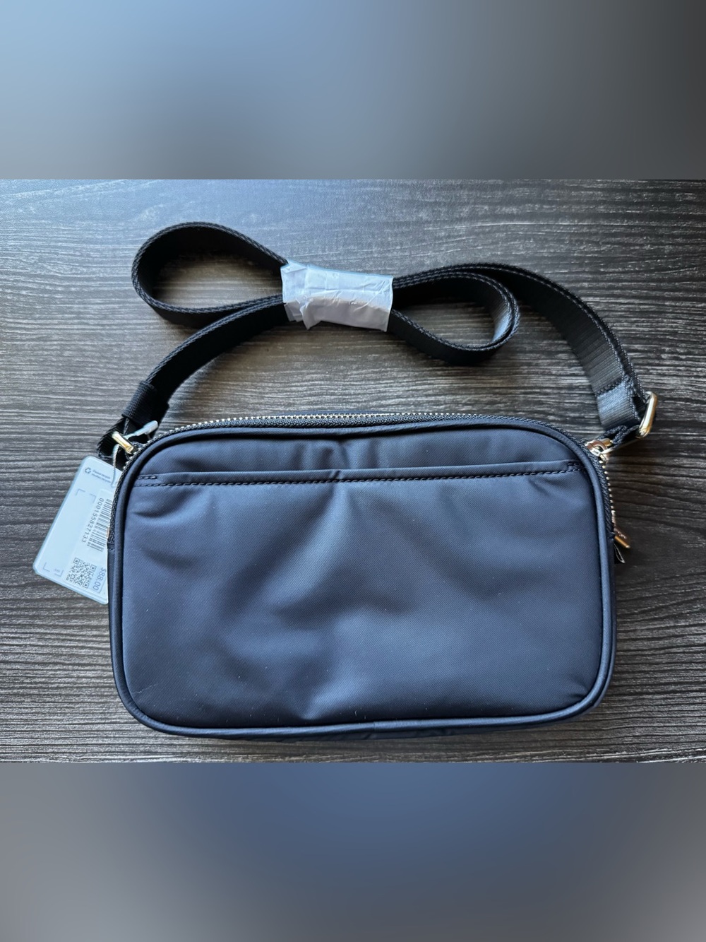 Lululemon Black Crossbody Camera Bag - Picture 3 of 11